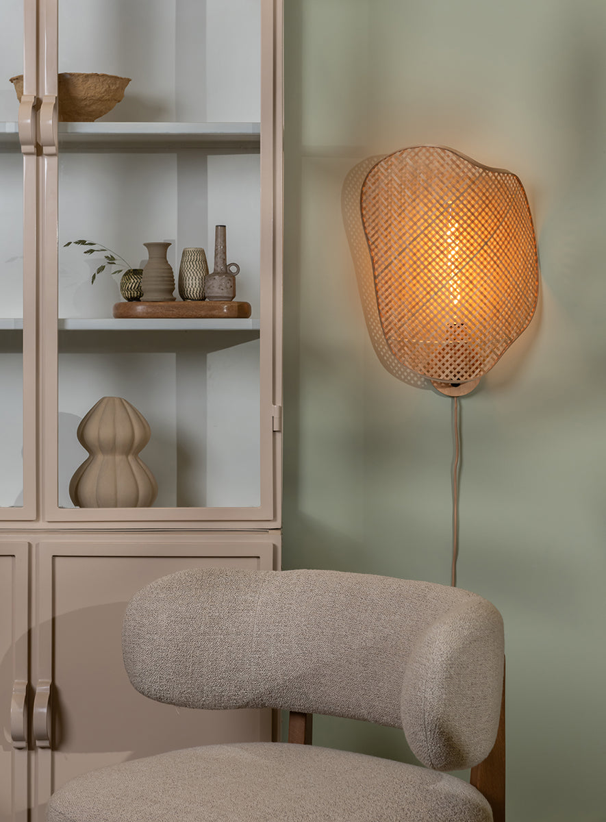Kinabalu Wall Lamp