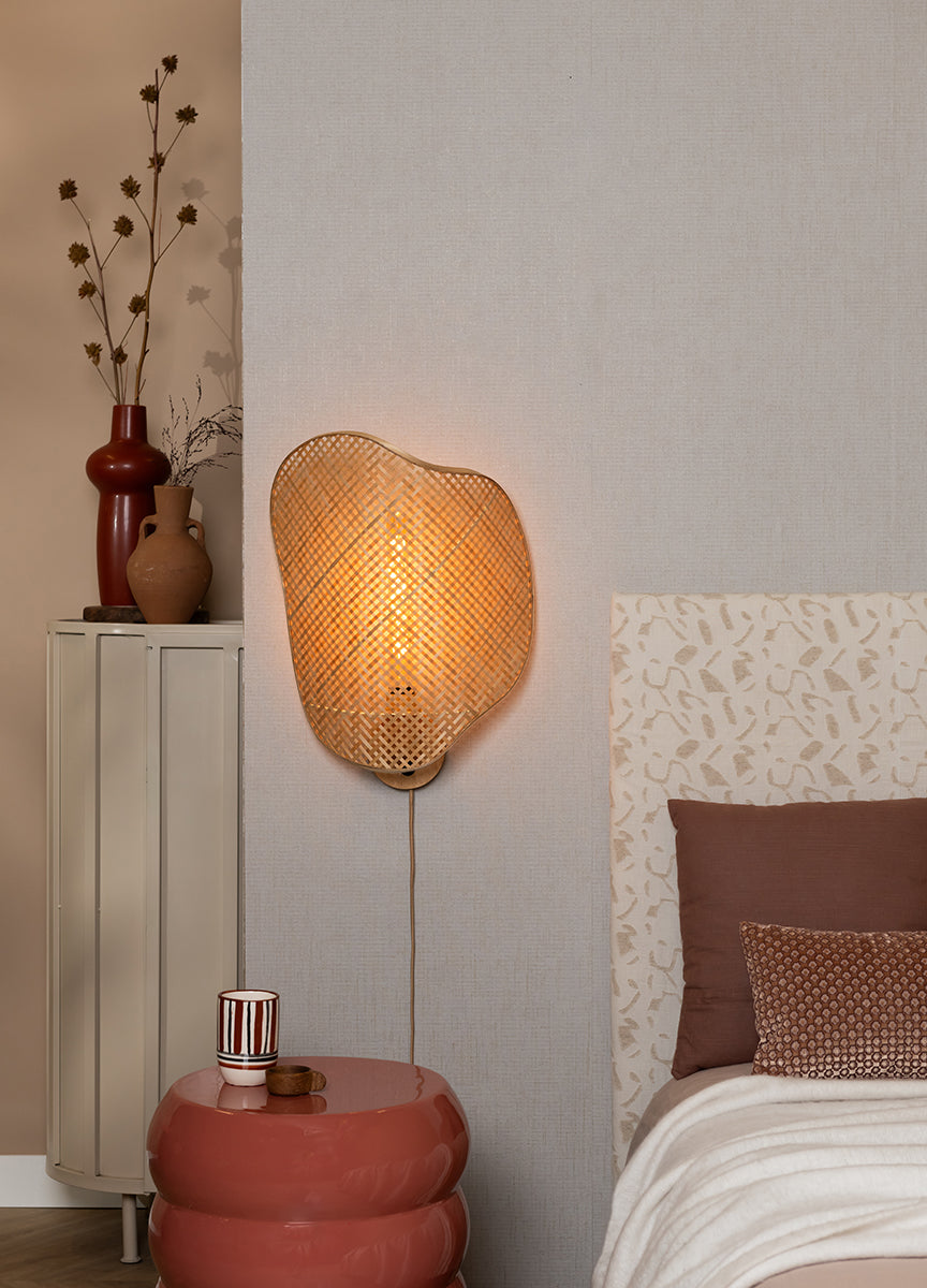 Kinabalu Wall Lamp