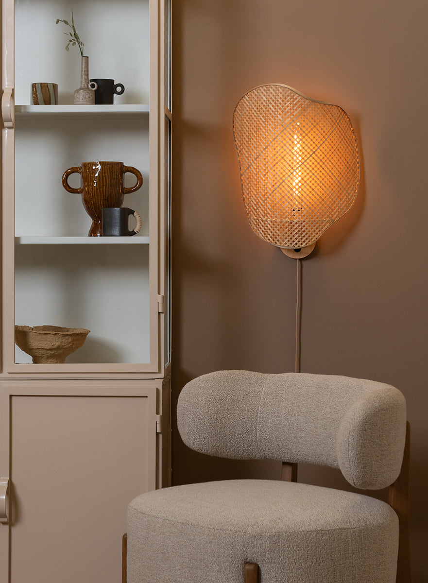 Kinabalu Wall Lamp