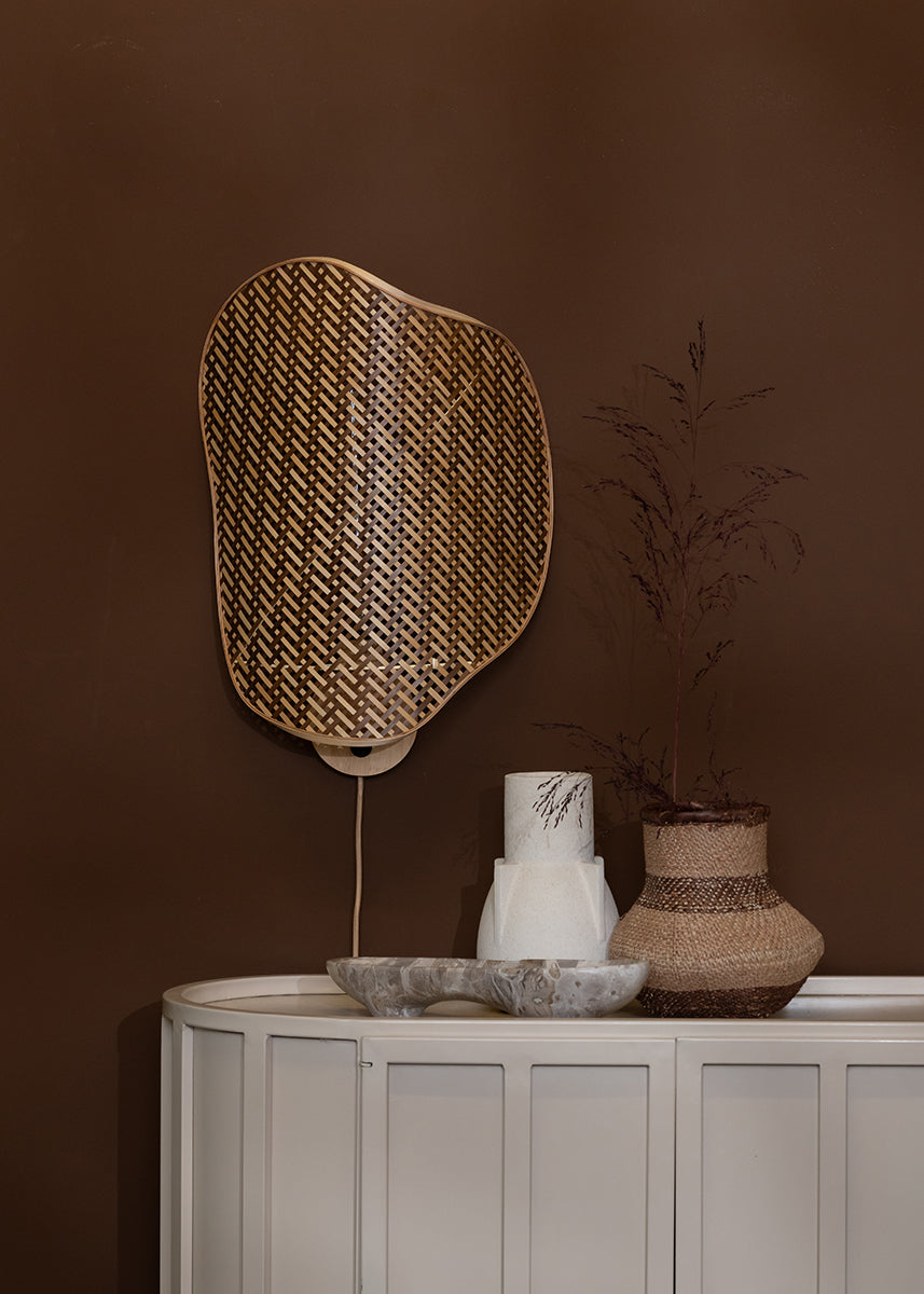 Kinabalu Wall Lamp
