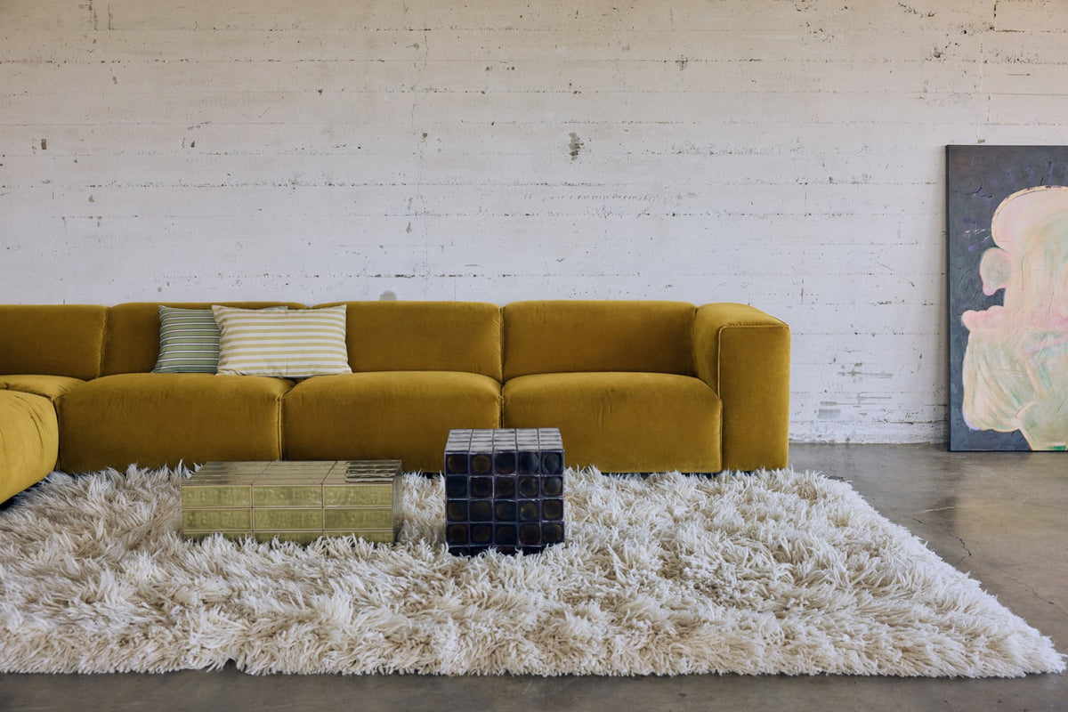 Flake Couch - Element Right Divan
