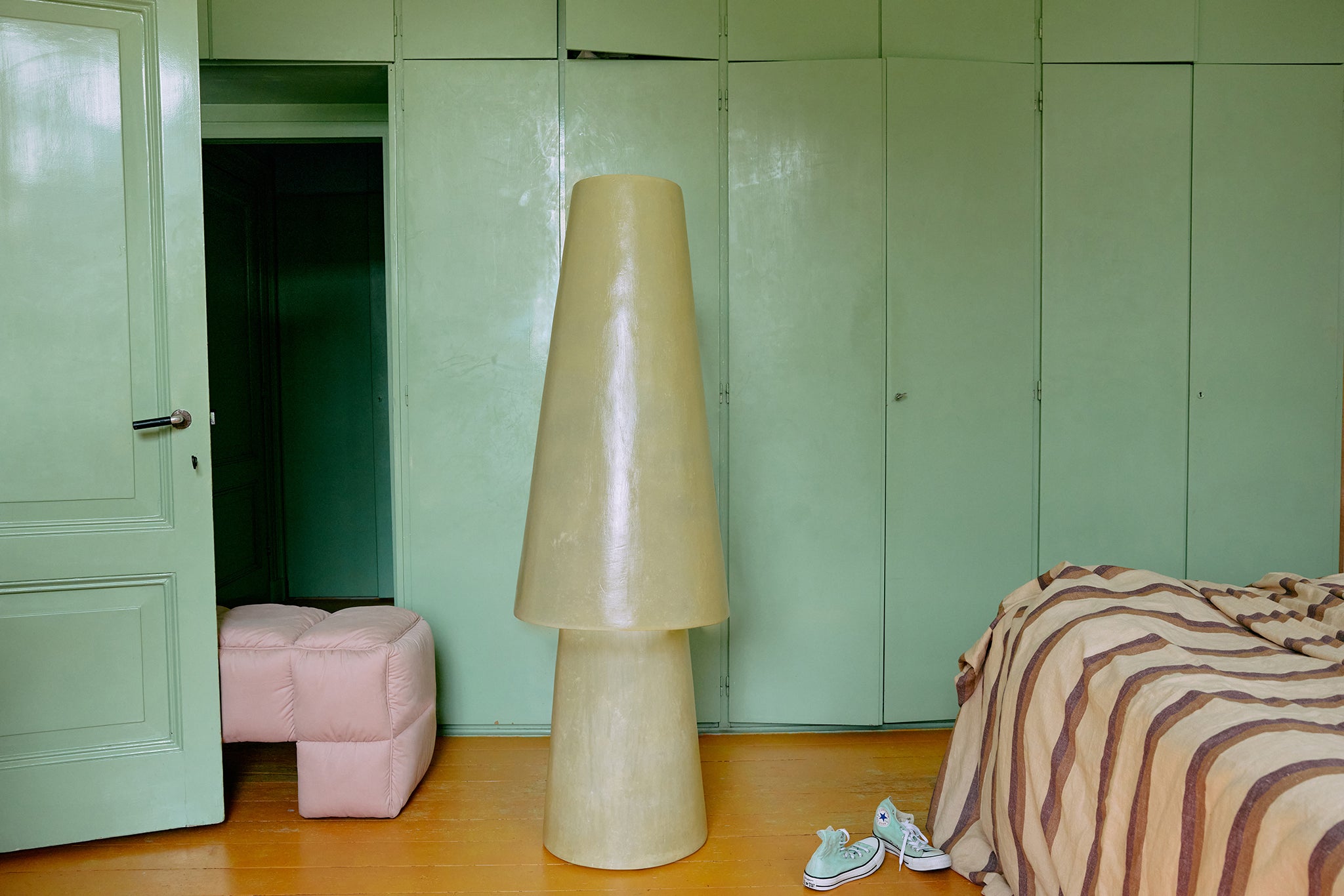 Glassfiber Soft Green Floor Lamp