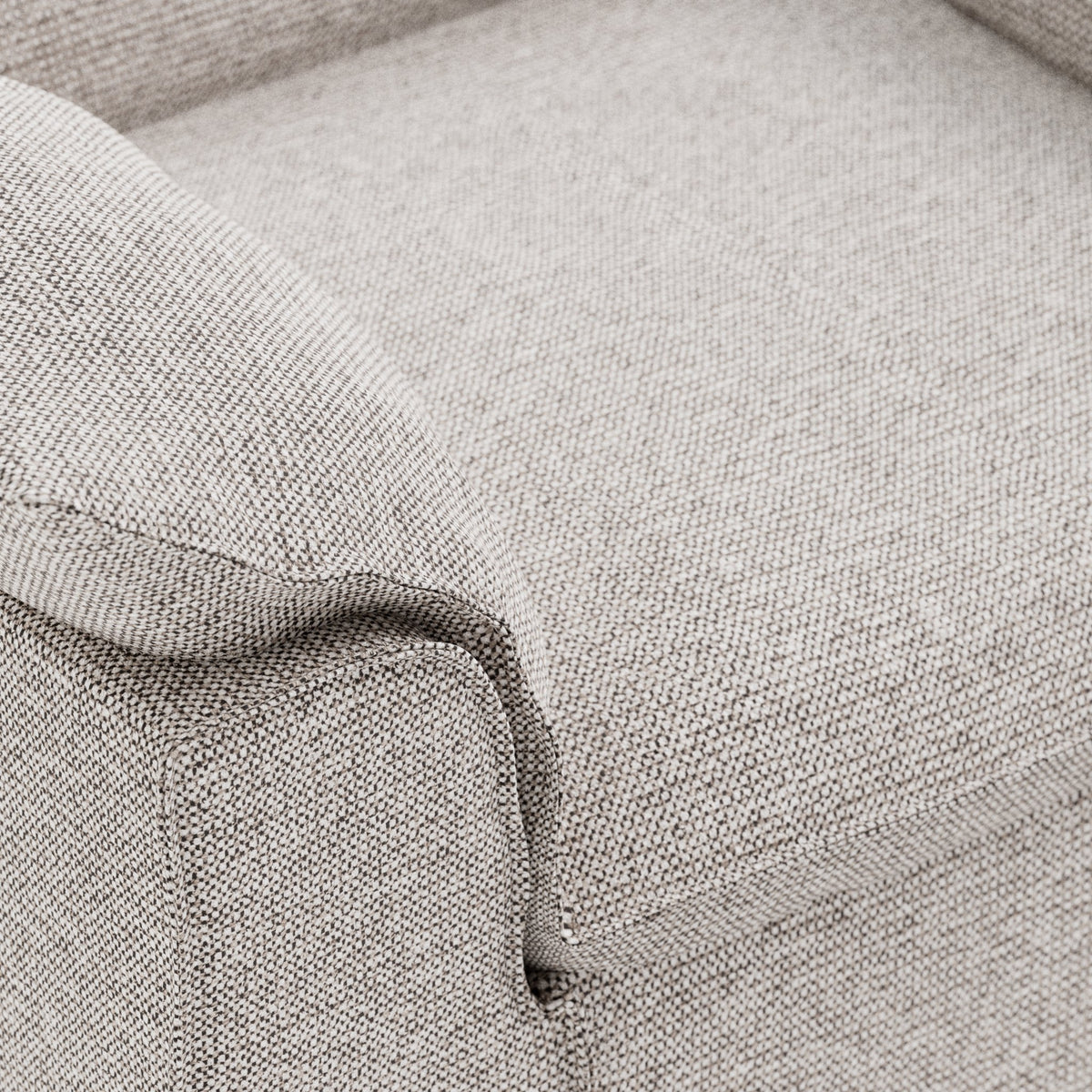 Nomad Loveseat