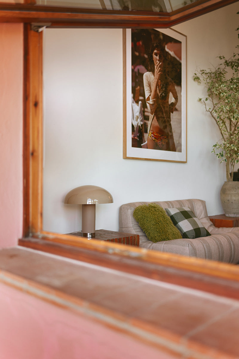 Lounge Table Lamp