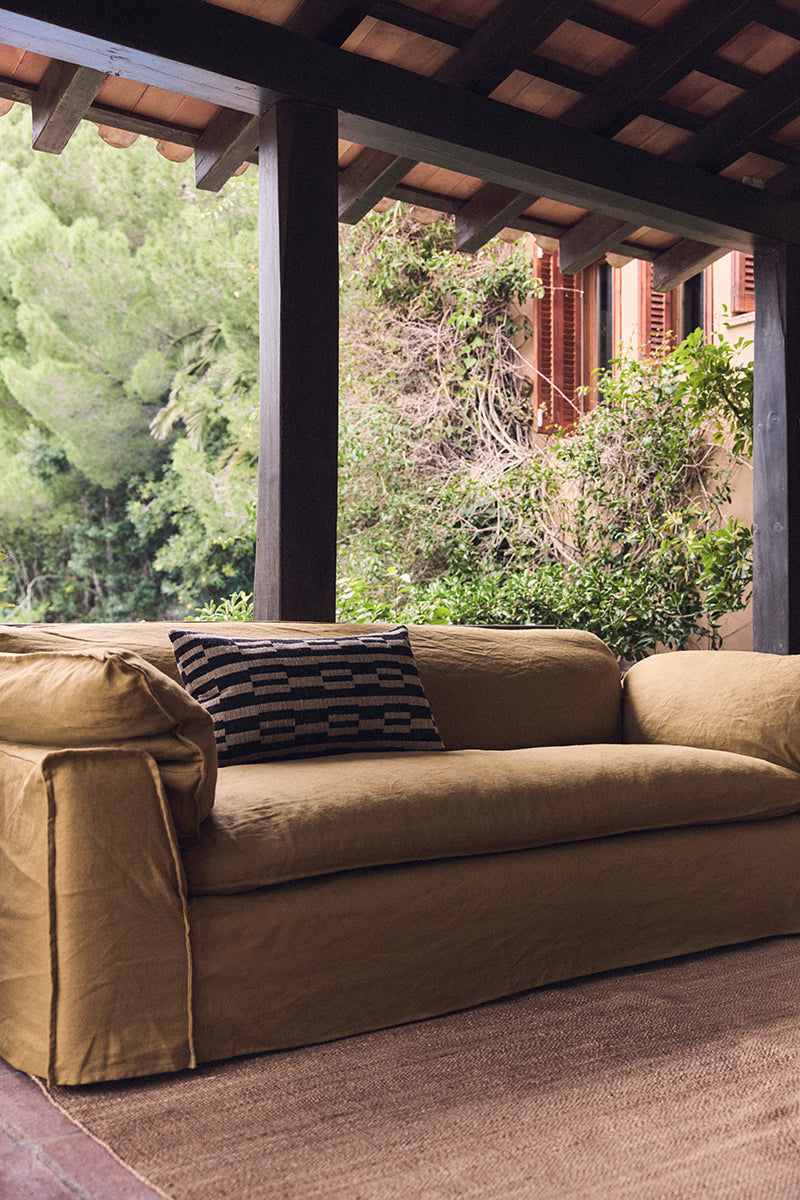 Nomad 244 Couch