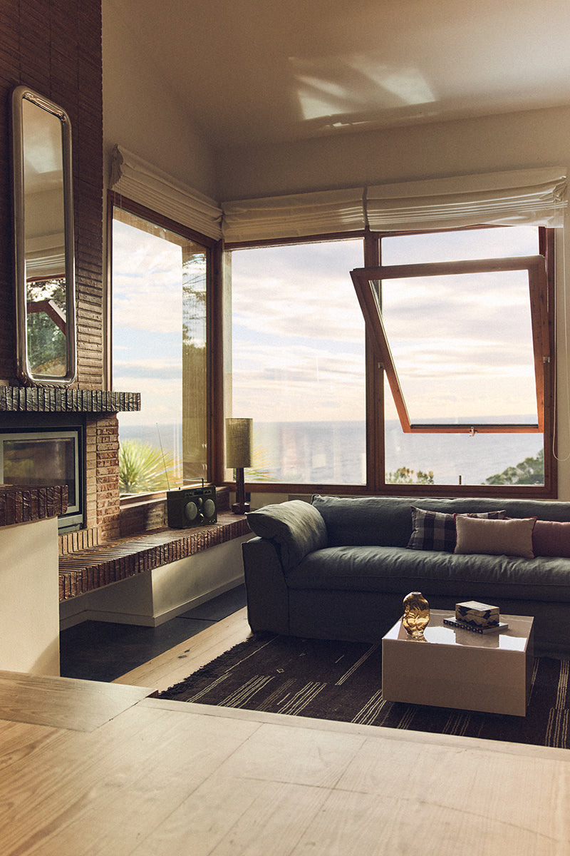 Nomad 244 Couch