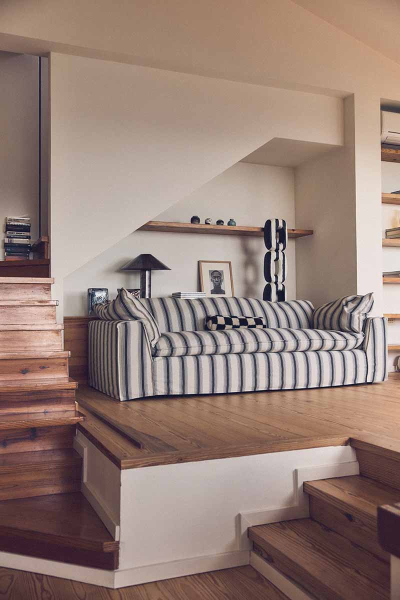 Nomad 244 Couch