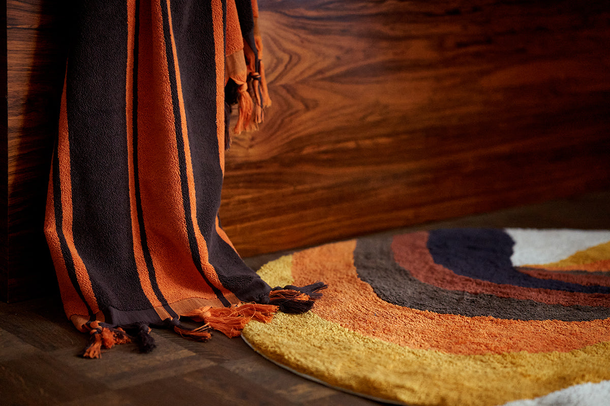 Swirl Retro Bath Mat