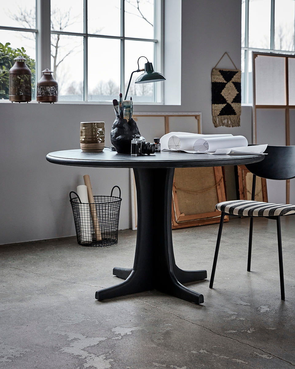 Shaker Black Dining Table - WOO .Design