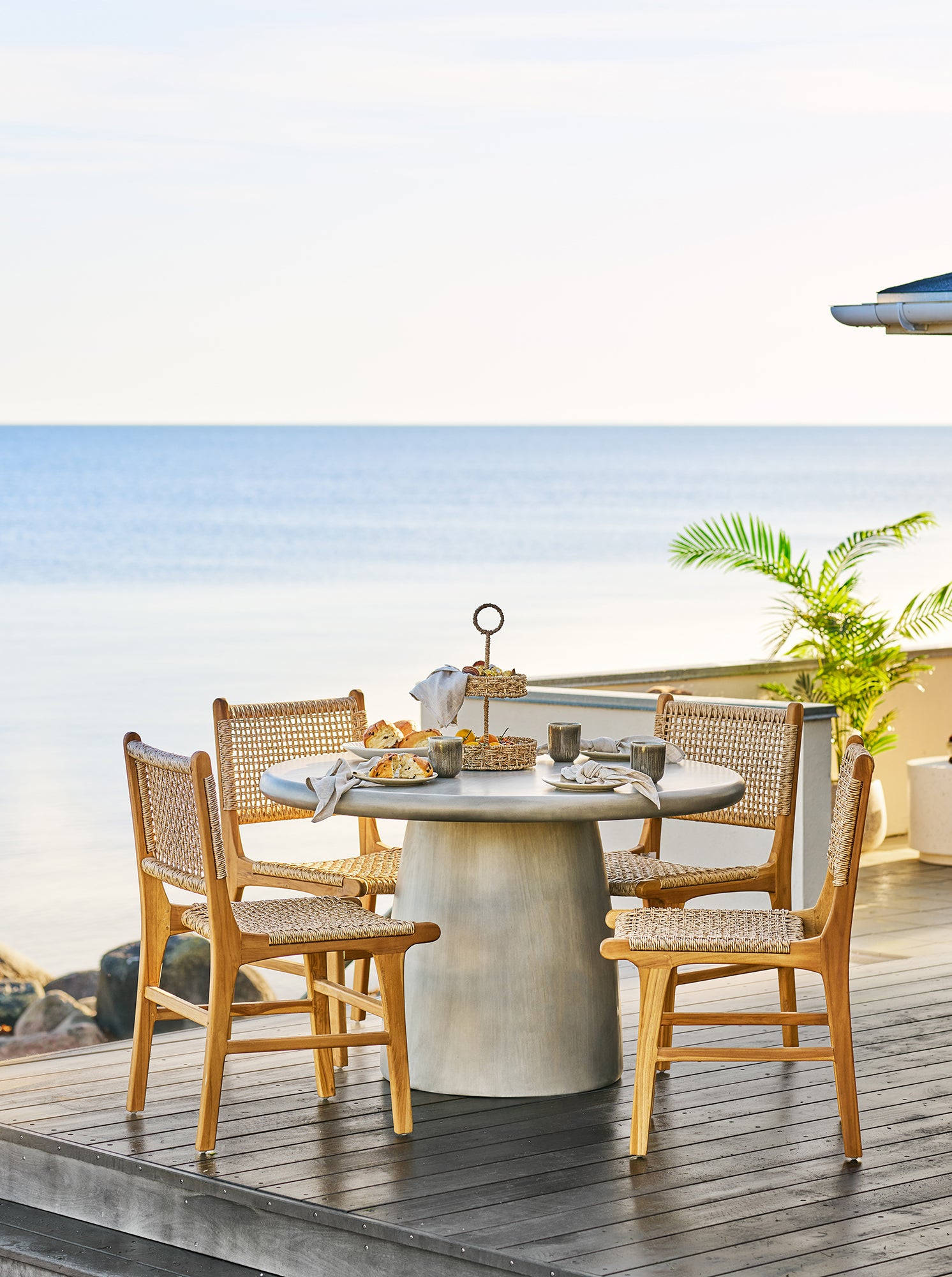 Bonnet Grey Dining Table