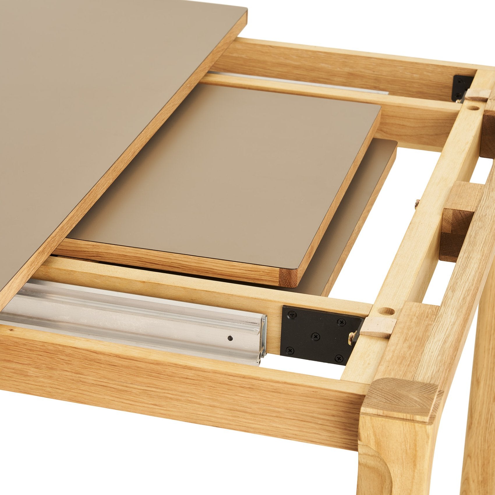 Bowen Extendable Dining Table