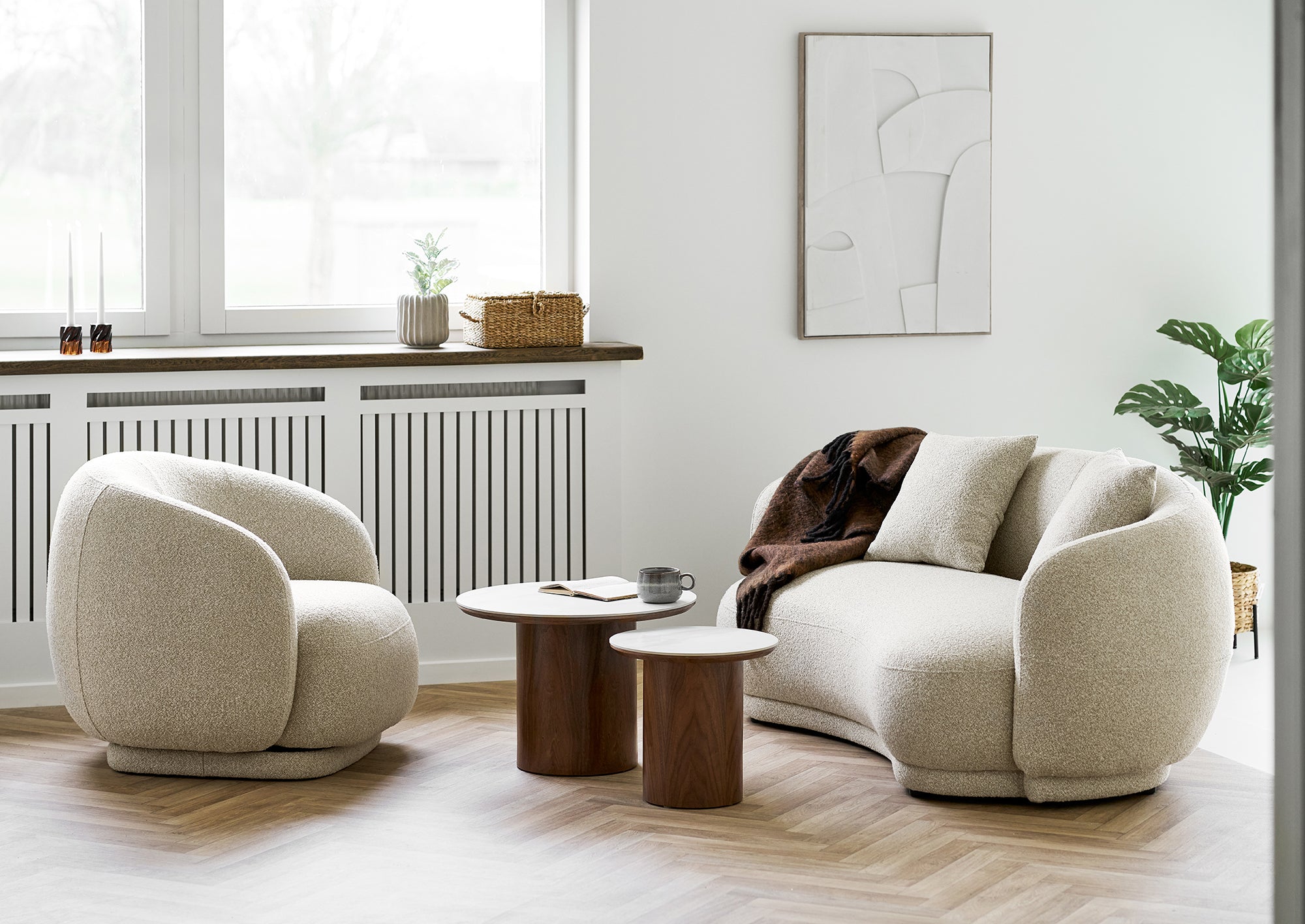 Hawkes Sand Swivel Lounge Chair