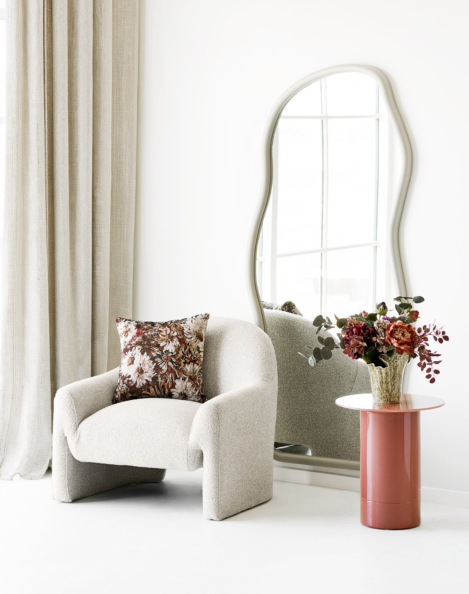 Zahara Lounge Chair