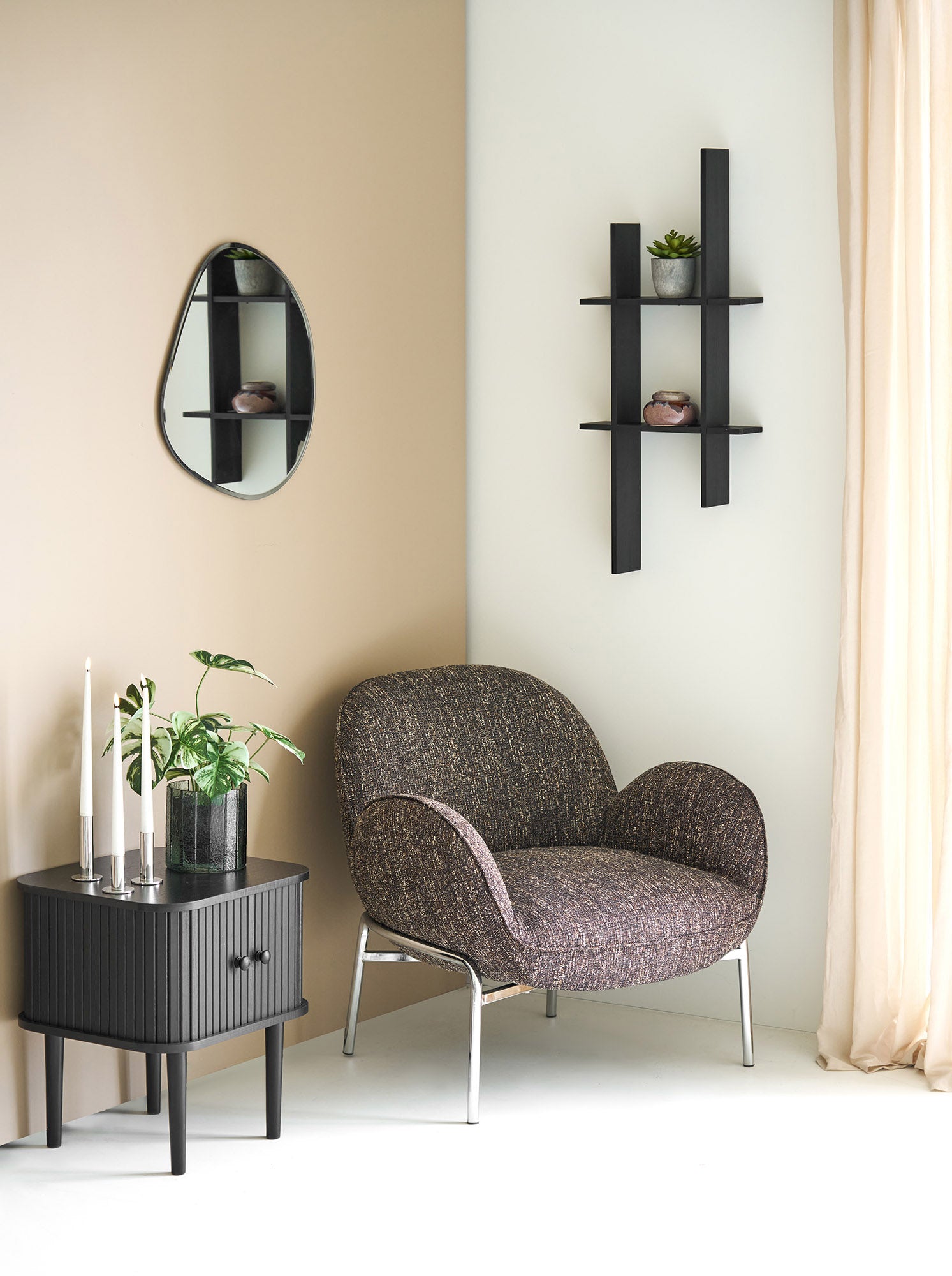 Zomba Lounge Chair