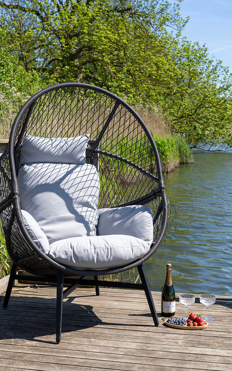 Rosario Black Lounge Chair - WOO .Design