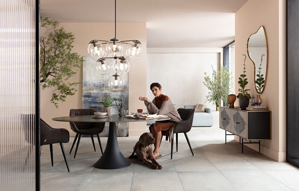 Grande Possibilita Black Oval Table