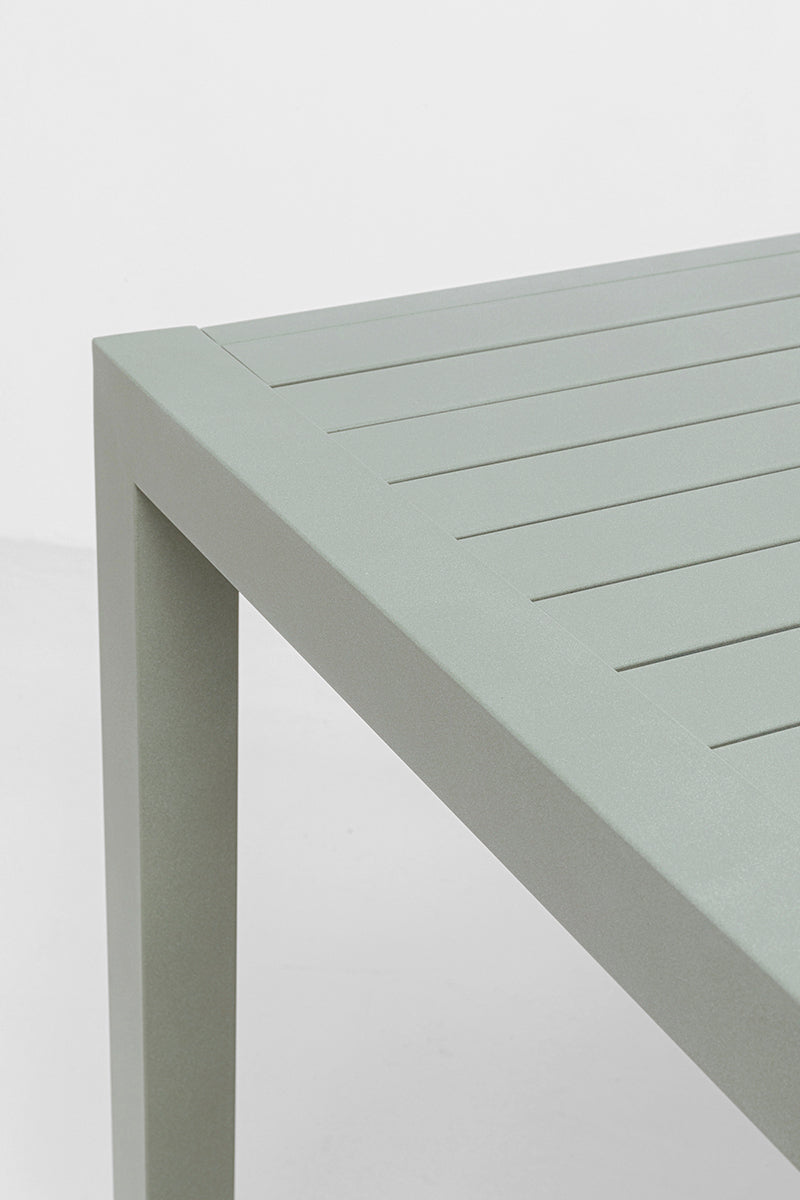 Madagascar Table