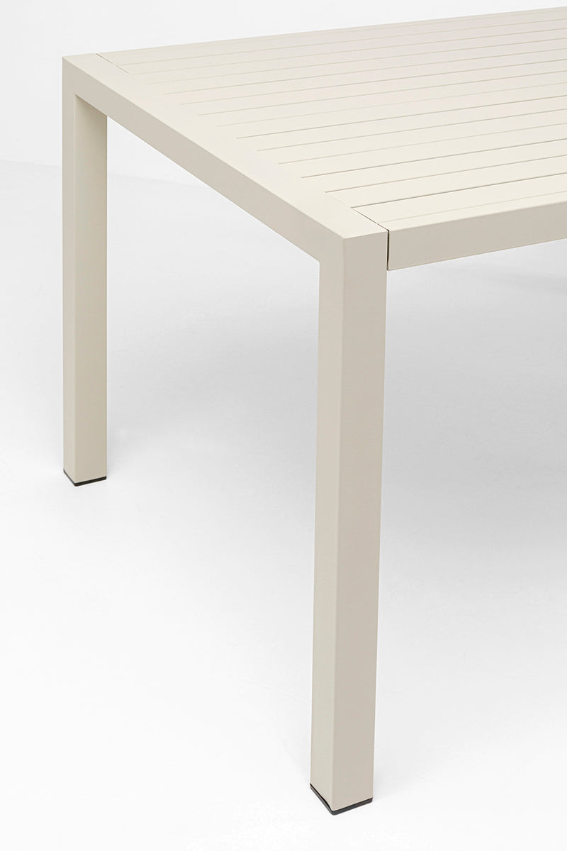 Madagascar Table