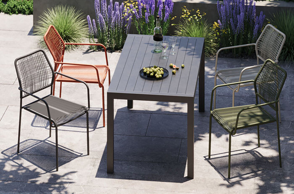 Madagascar Table