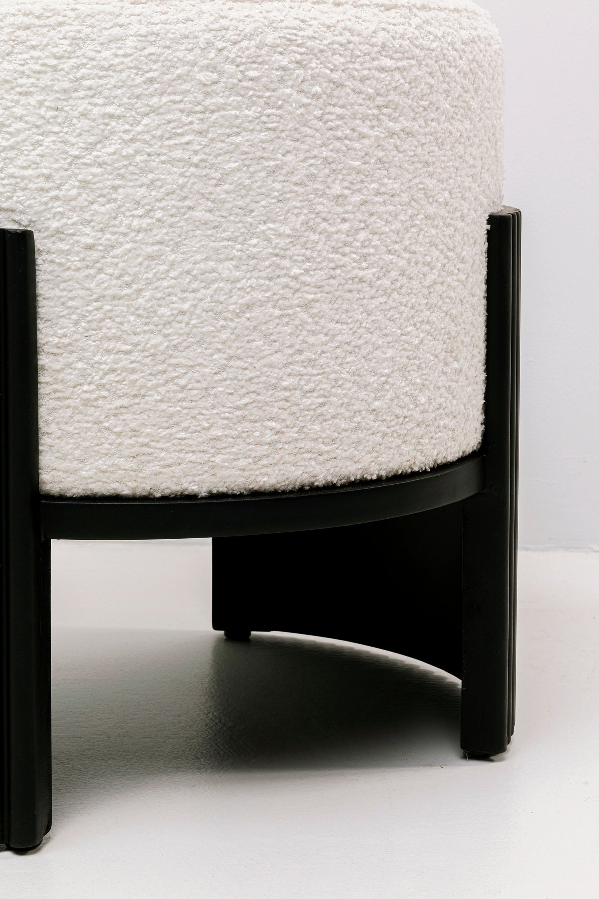 Samu Black Stool