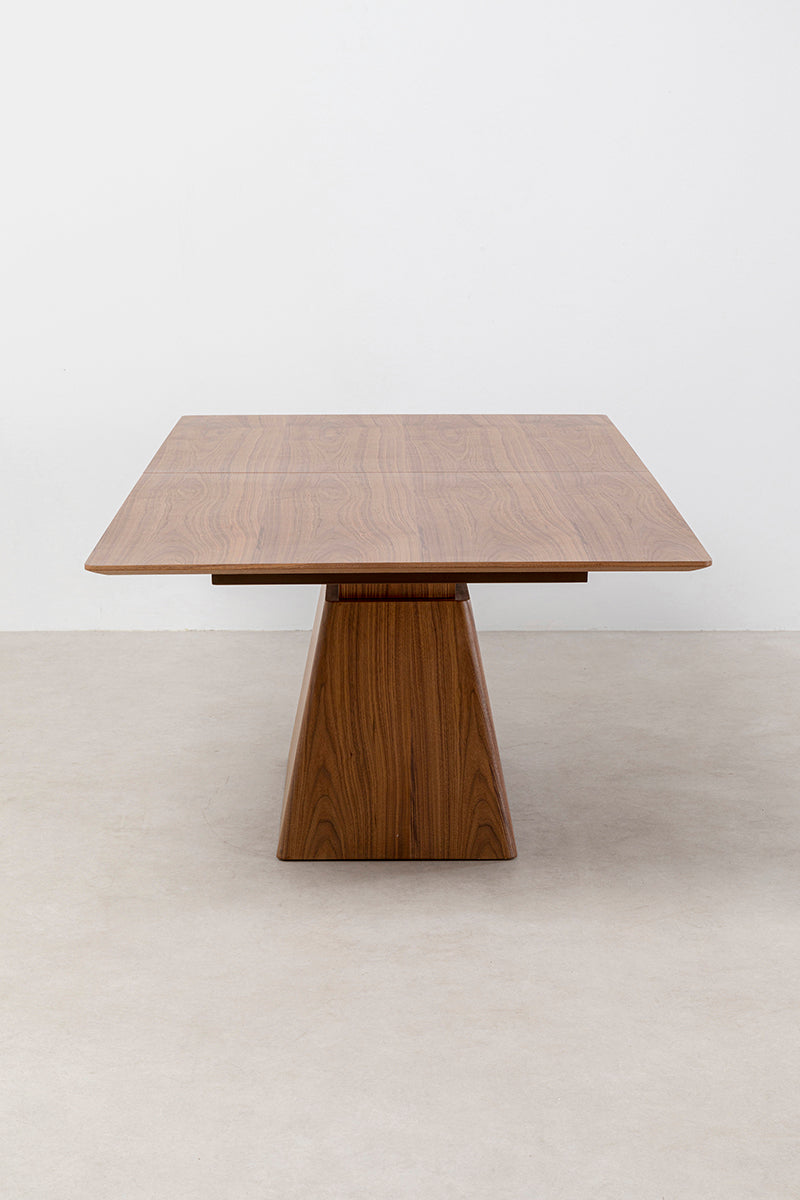 Benvenuto Walnut Rectangular Extendable Table