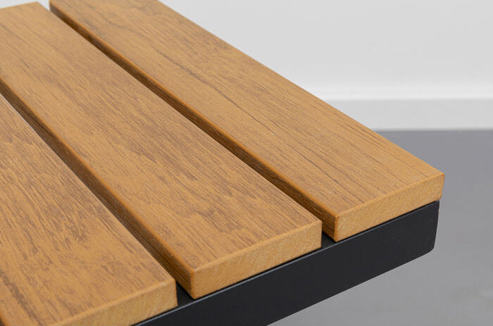 Happy Day Table - WOO .Design