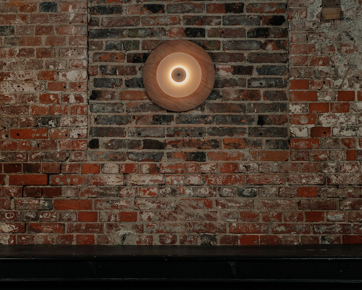 Aeroplan Wood Wall Lamp
