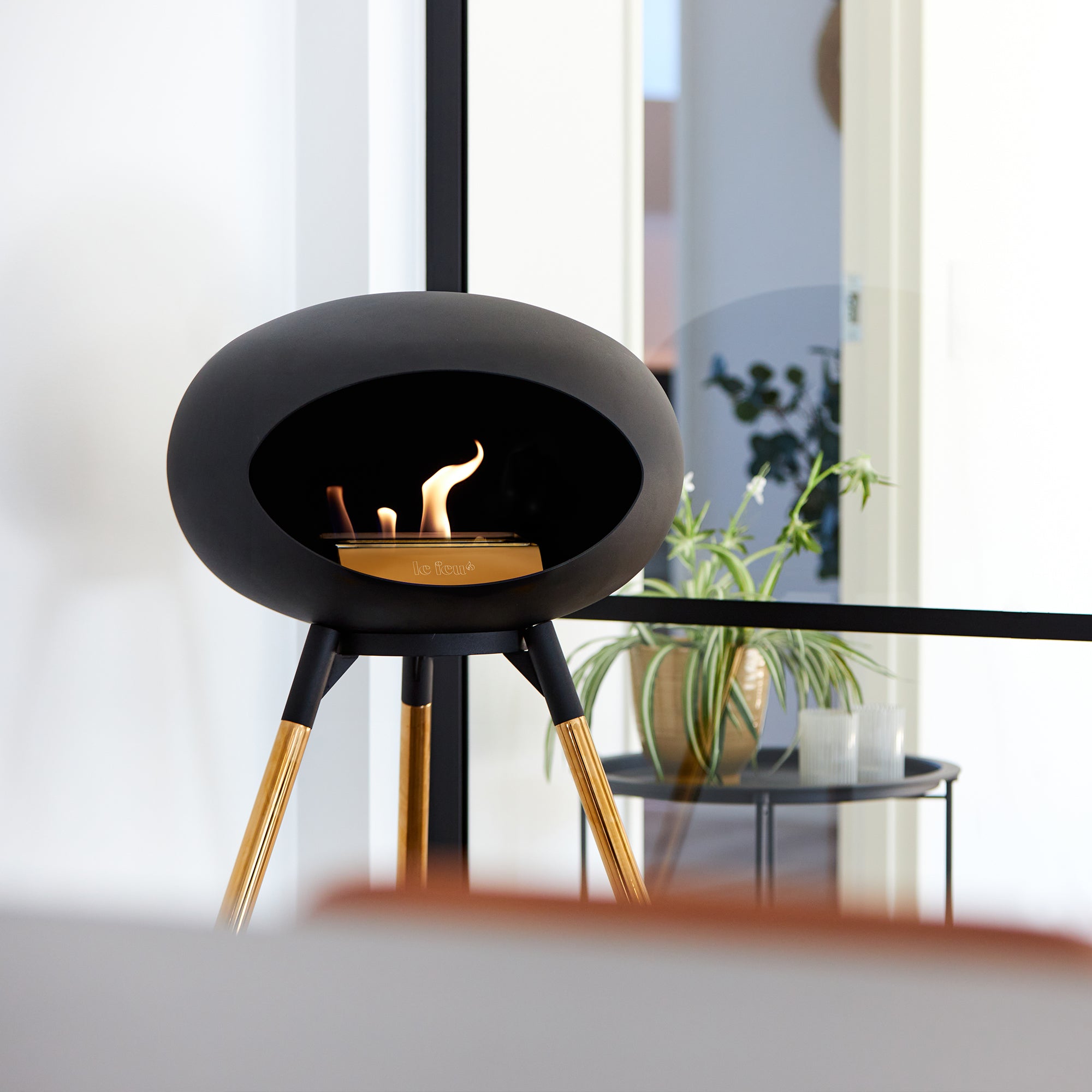 Ground Wood High Black Bio Fireplace