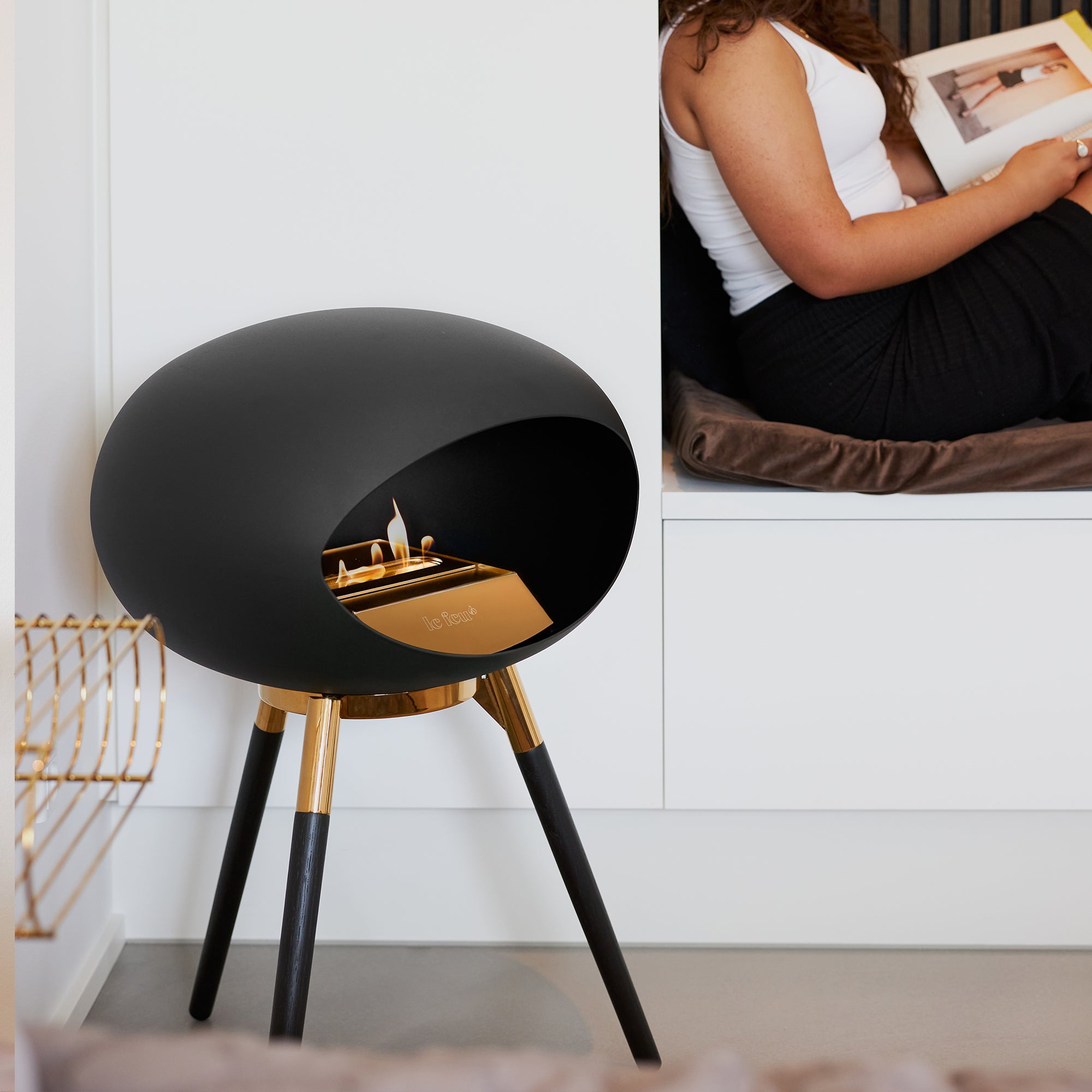 Ground Wood Low Black Bio Fireplace