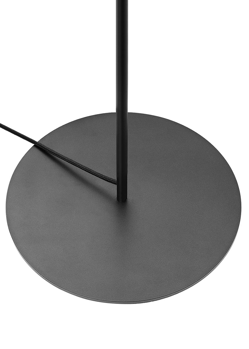Konik 220 Floor Lamp - WOO .Design