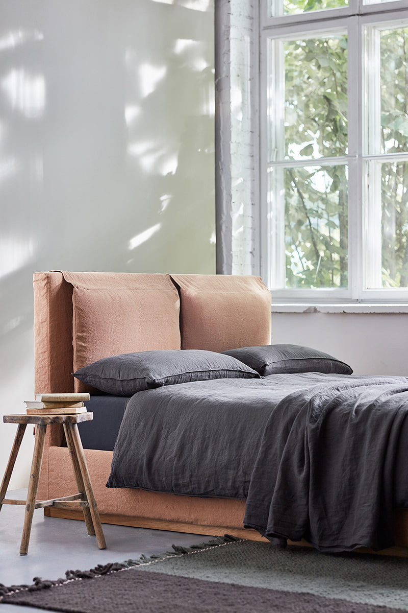 Donna Bed