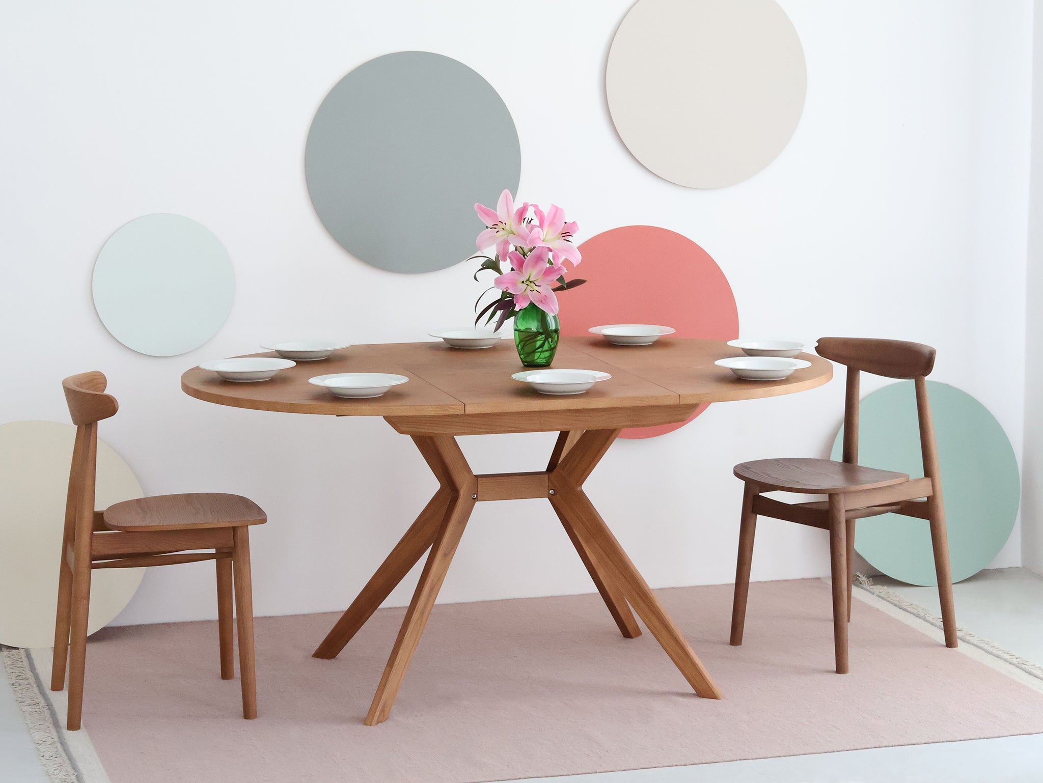 Biju Round Veneered Extendable Dining Table