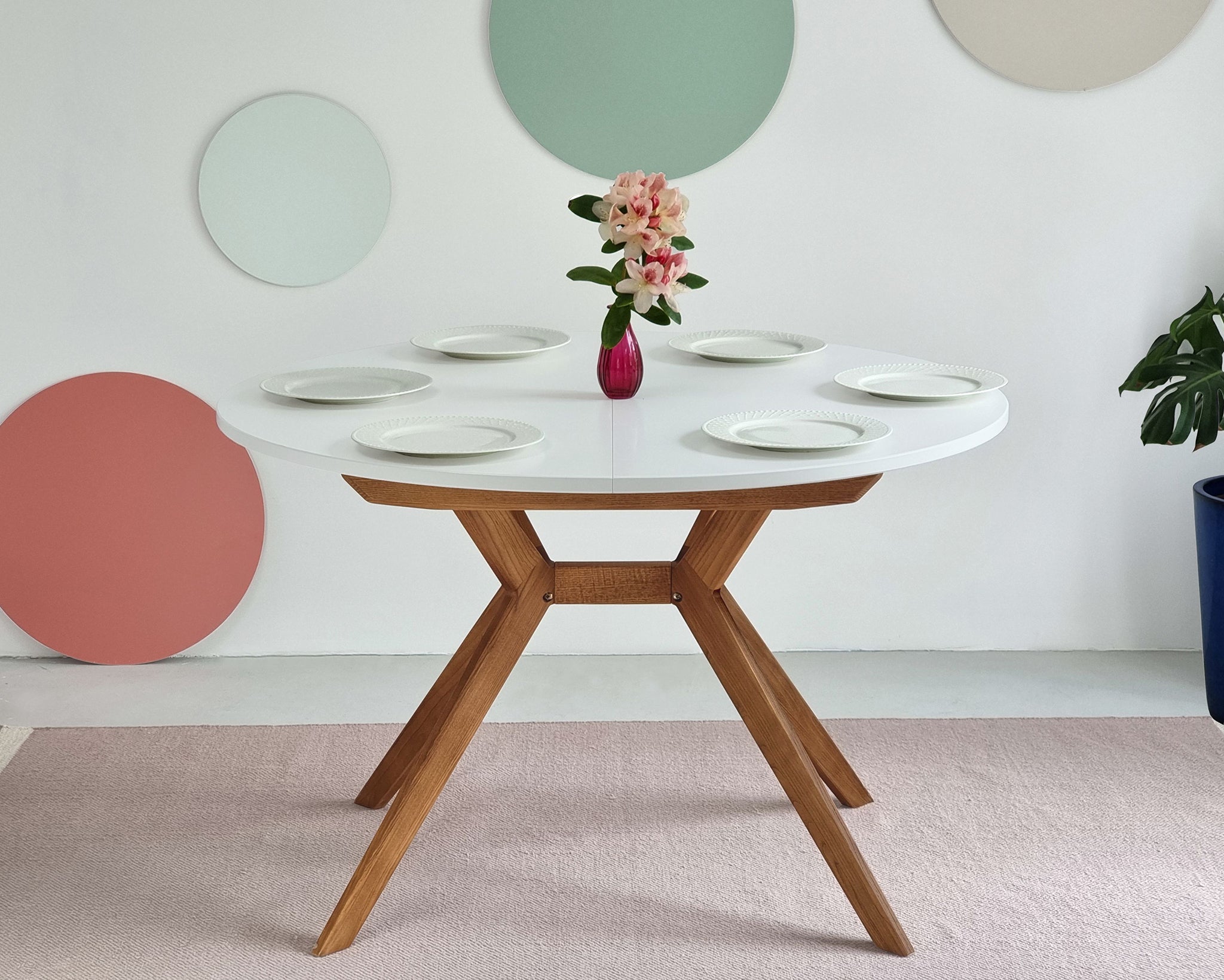Biju Round Extendable Dining Table