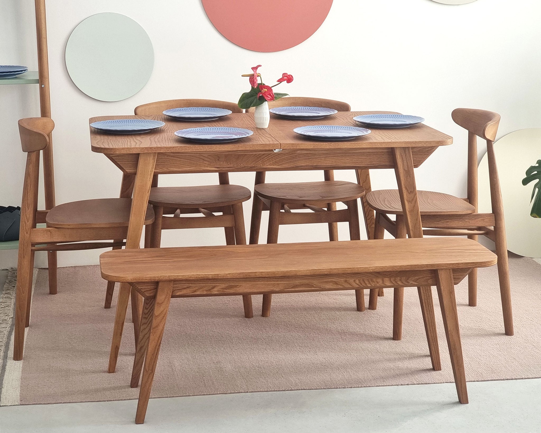 Envelope Bold Veneered Extendable Dining Table