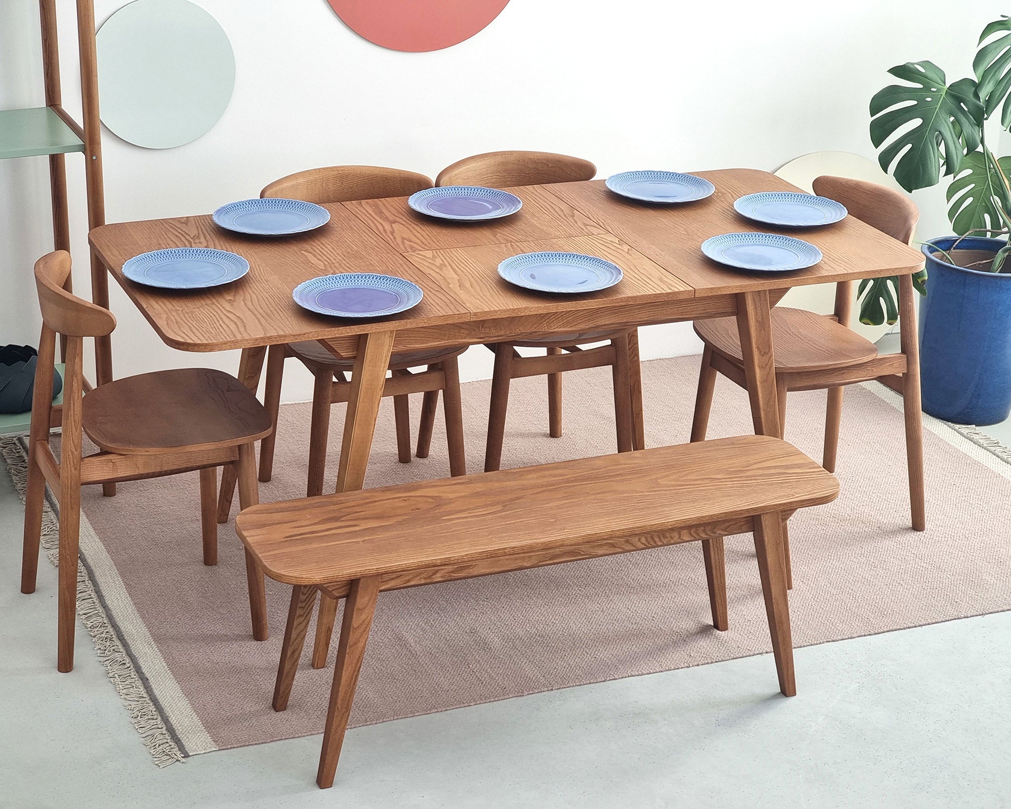 Envelope Bold Veneered Extendable Dining Table