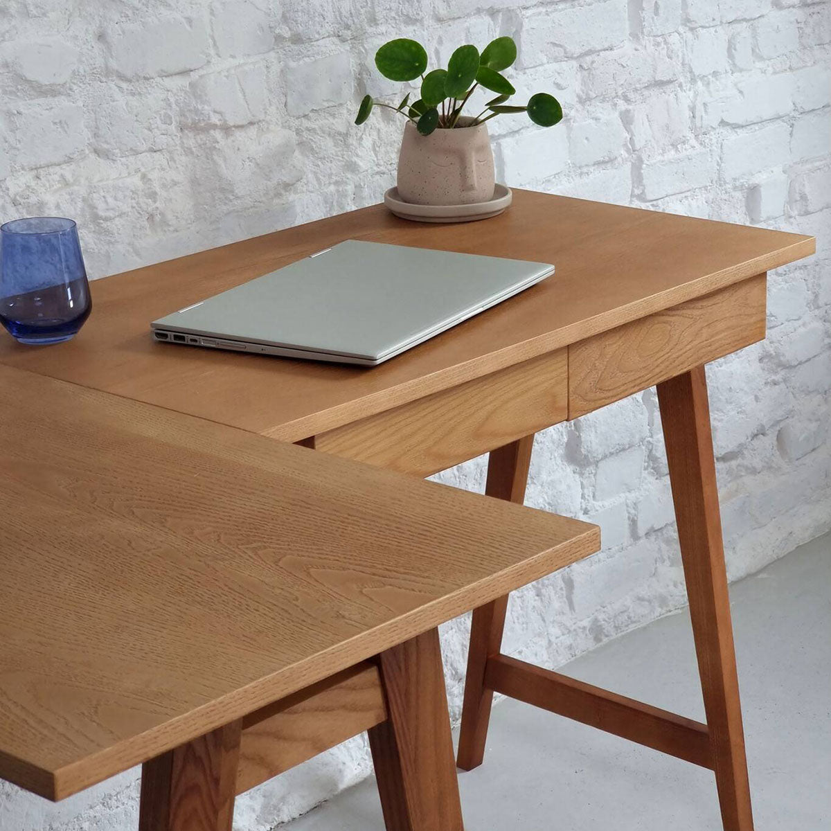 Luka Veneered Corner Desk - WOO .Design