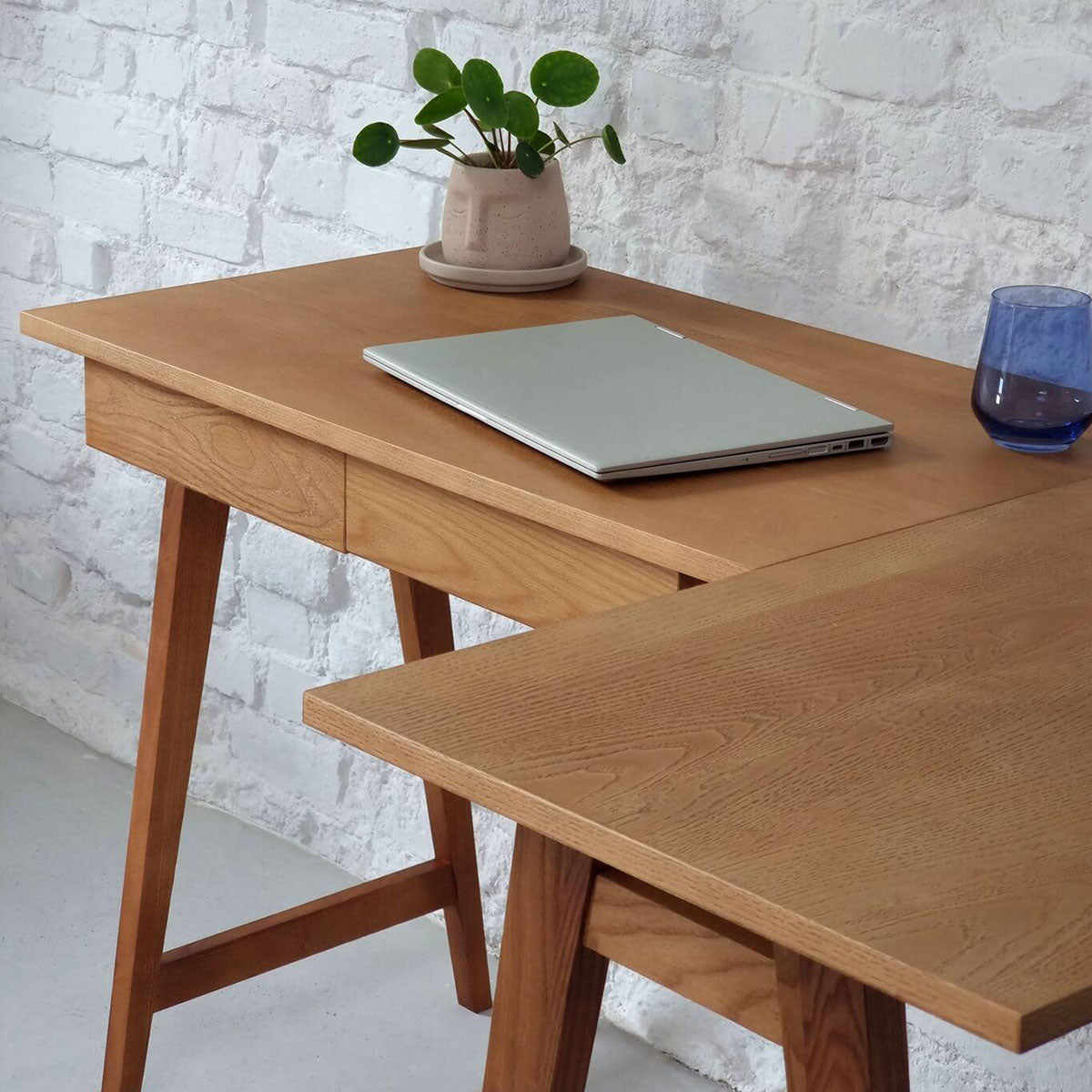Luka Veneered Corner Desk - WOO .Design