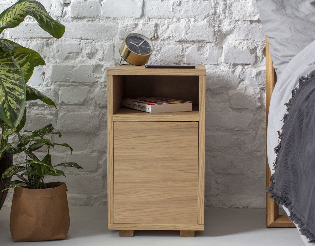 Slim Bedside Table - WOO .Design