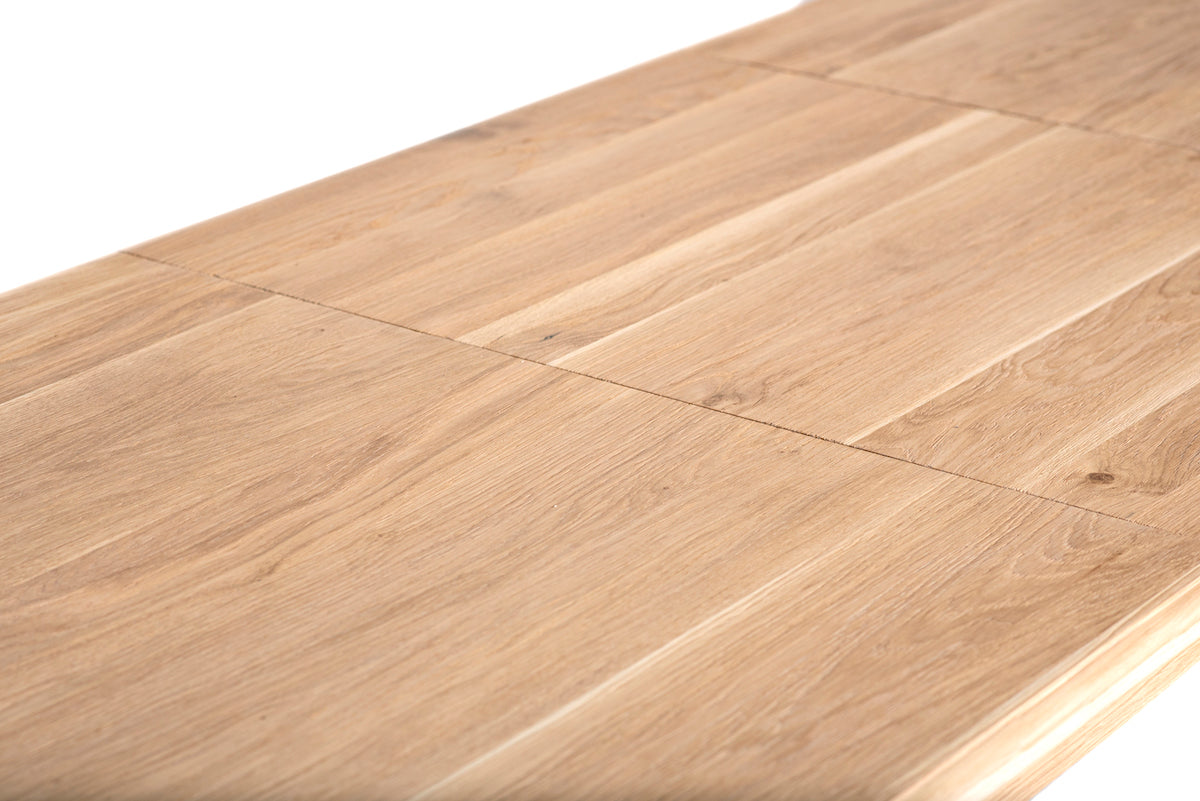 Classico Oak Dining Table - WOO .Design