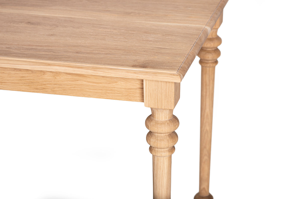 Classico Oak Dining Table - WOO .Design