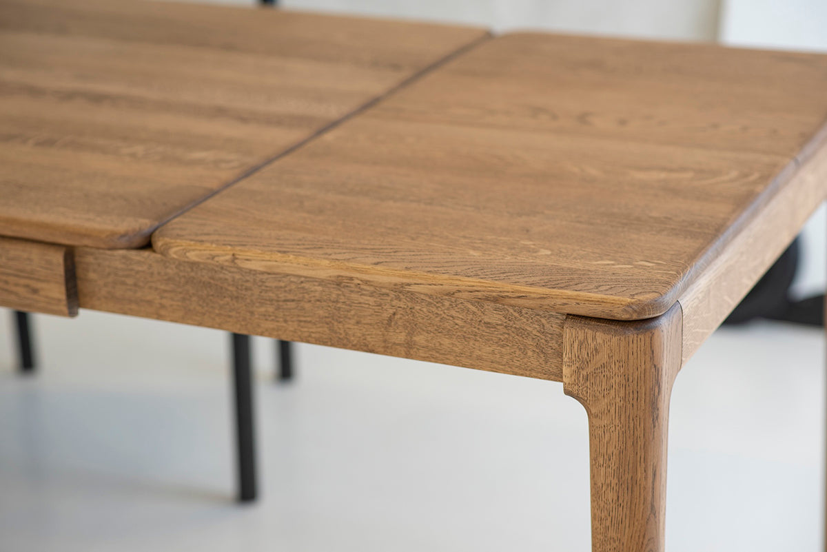 Filo Oak Dining Table