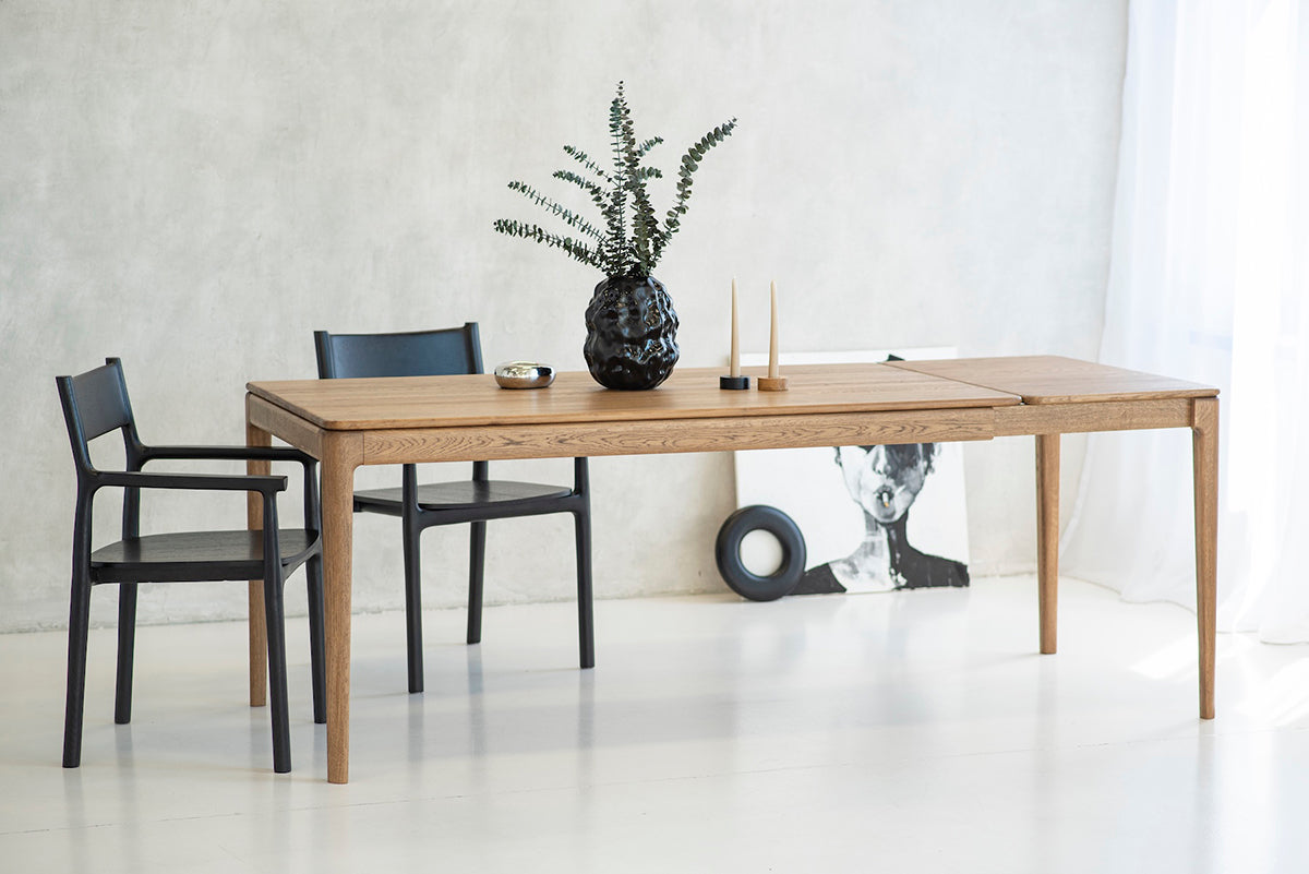 Filo Oak Dining Table