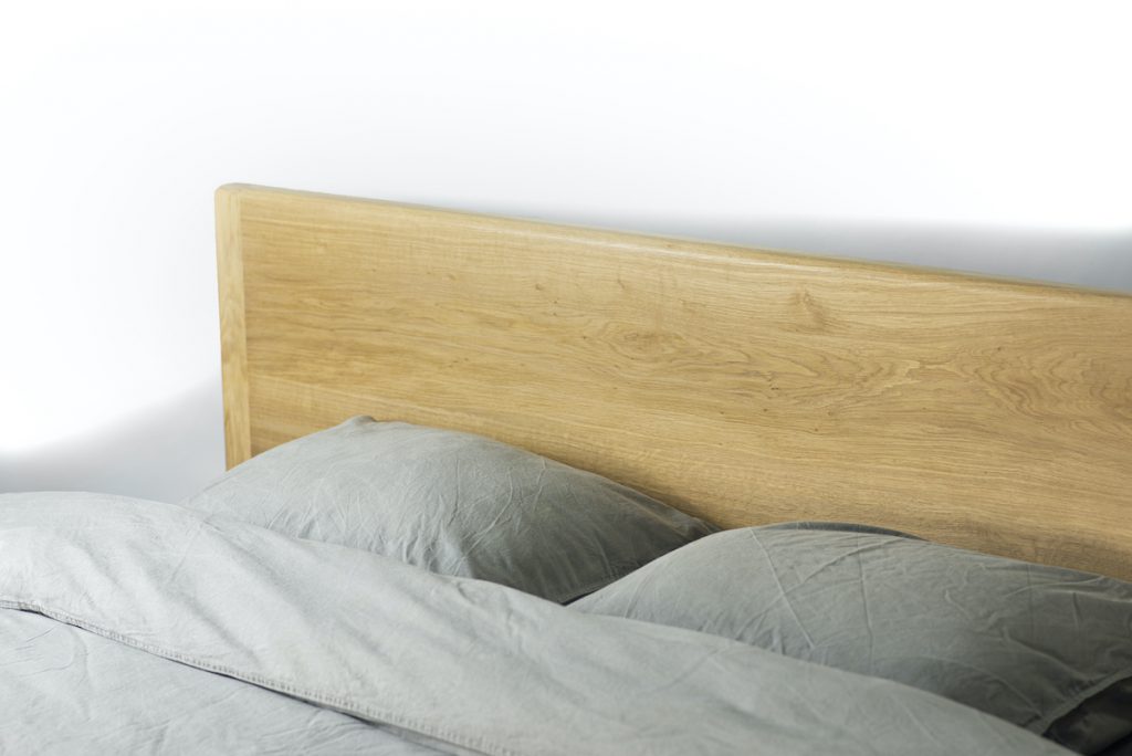 Flux Oak Bed