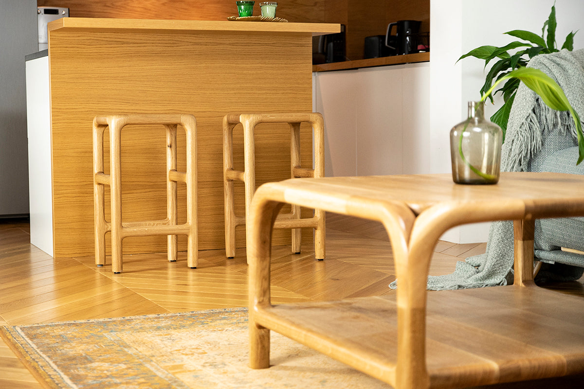 Flux Oak Bar Stool