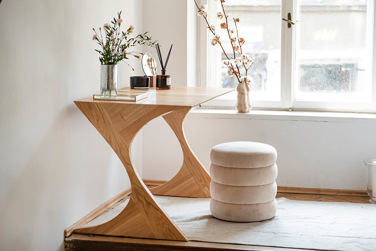 Flux Desk - WOO .Design