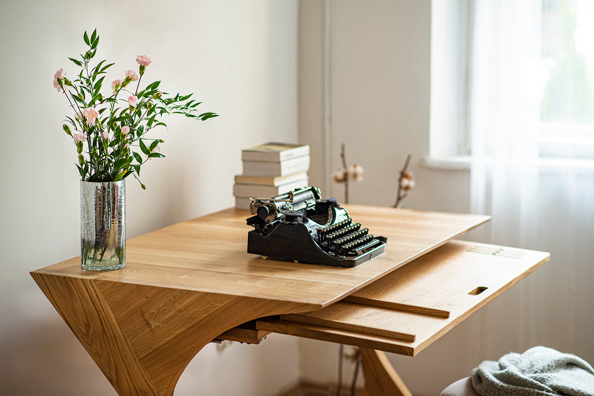 Flux Desk - WOO .Design