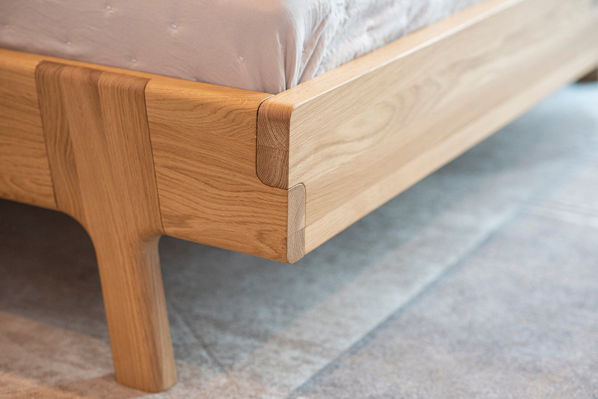Kiko Oak Bed - WOO .Design