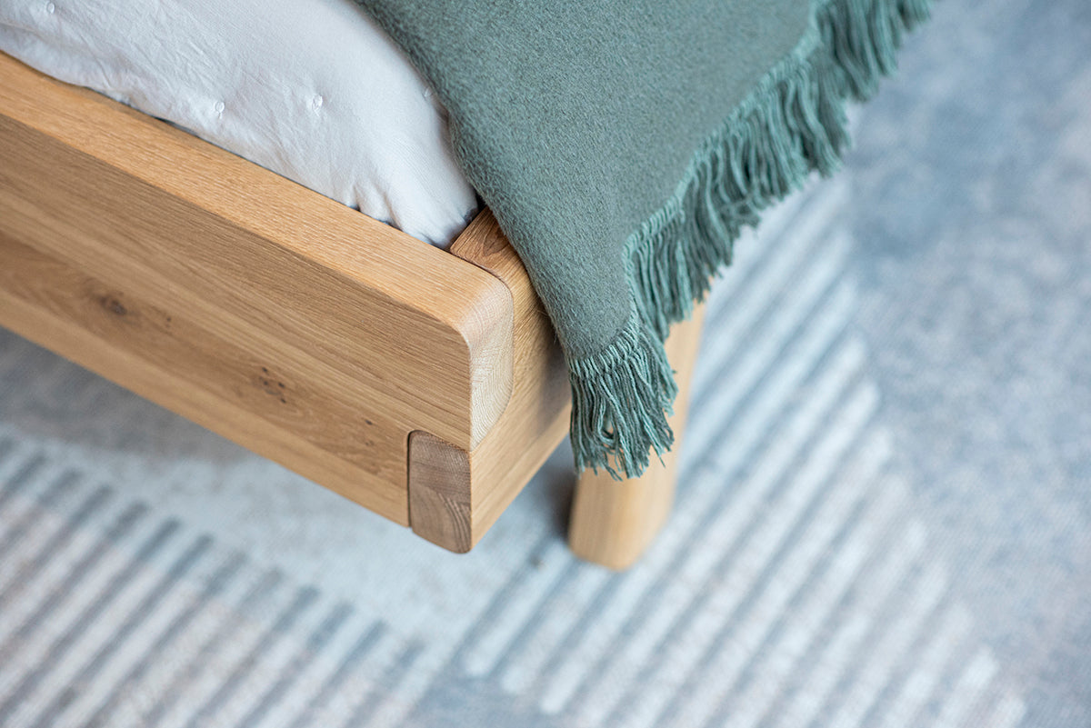 Kiko Oak Bed - WOO .Design