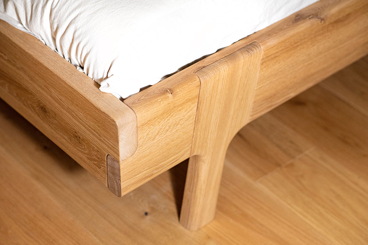 Kiko Oak Bed - WOO .Design
