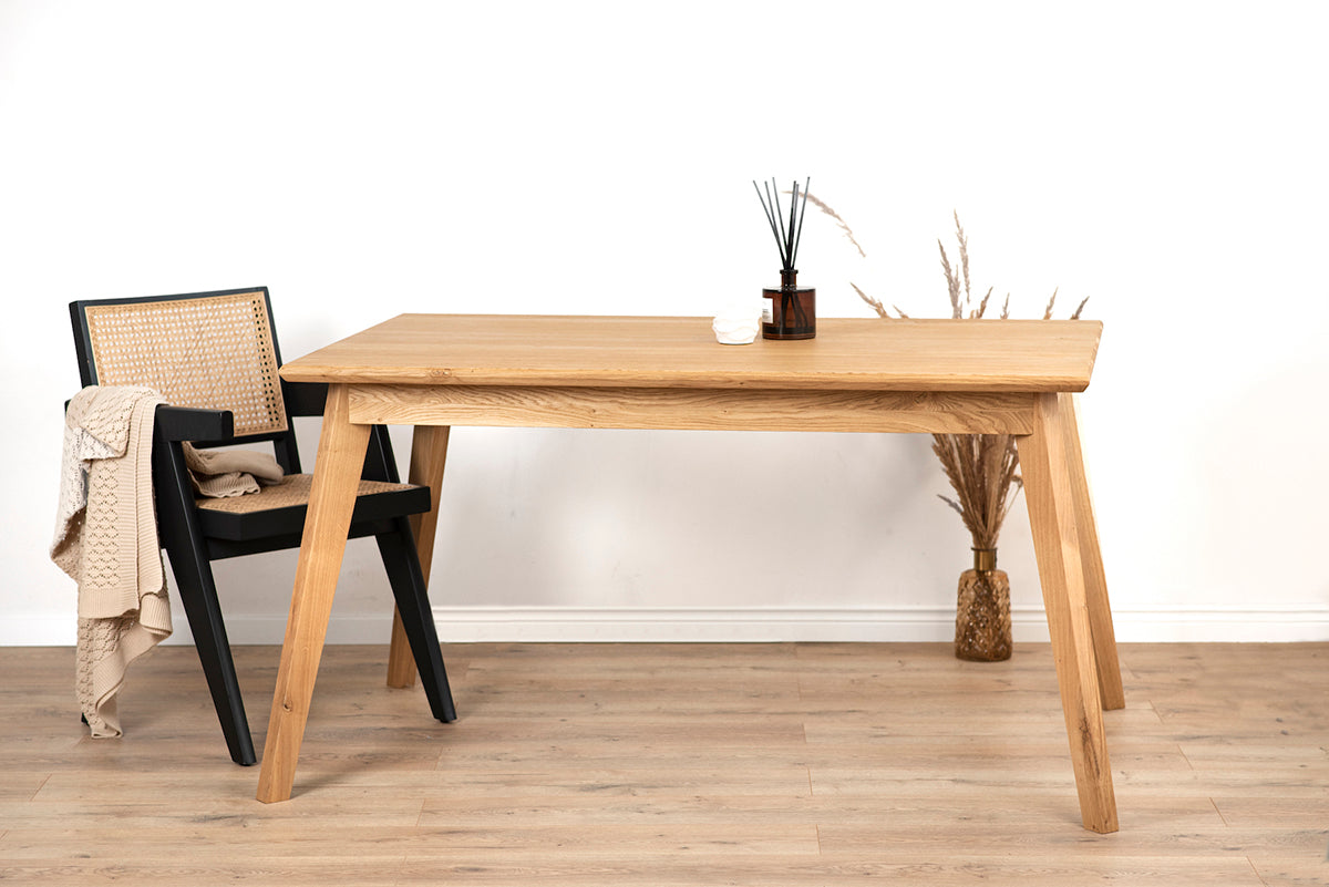 Nero Oak Dining Table - WOO .Design